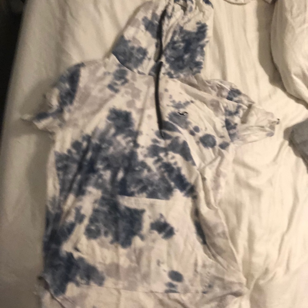 Short sleeve hoddie